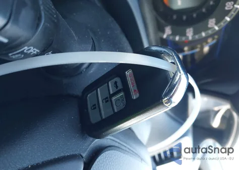 2017 Honda Accord Hybrid Ex-L z USA, uszkodzony, nr VIN JHMCR6F52HC027038